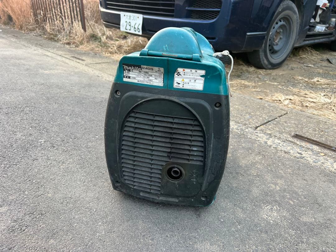 ジャンク品マキタ　発電機　G１４０ＩＳ