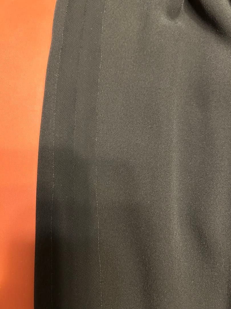 【新品】ブルネロクチネリ　シルク100% タイトスカート　ブラック