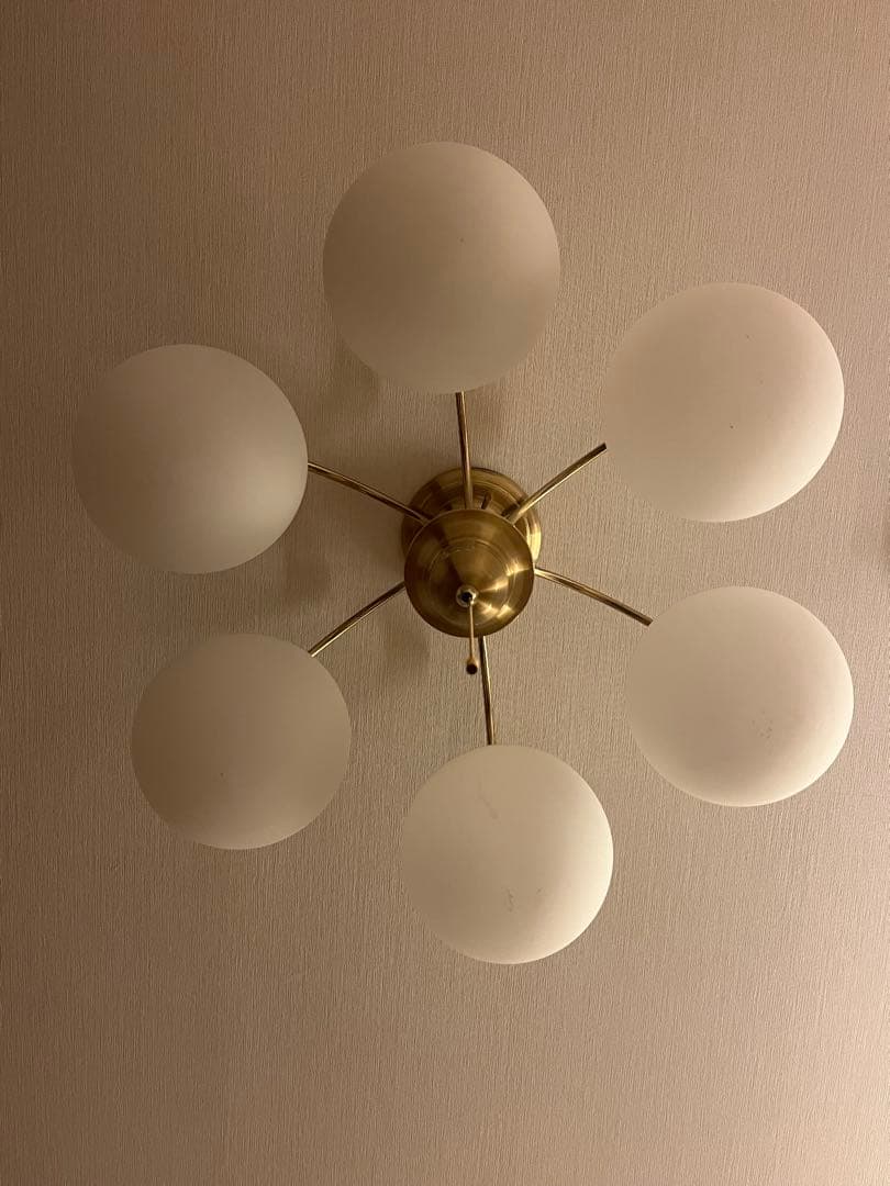 モダンシーリングライト 6灯 ホワイト・ゴールド ヤマギワ　照明