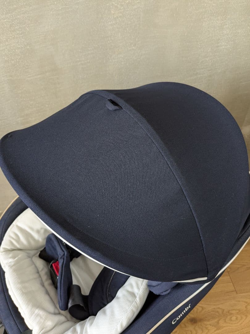 Combi クルムーヴスマート isofix ネイビー