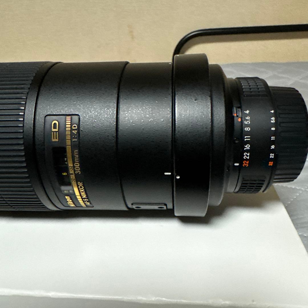 Nikon AF-S 300m F4 D ED 単焦点レンズ