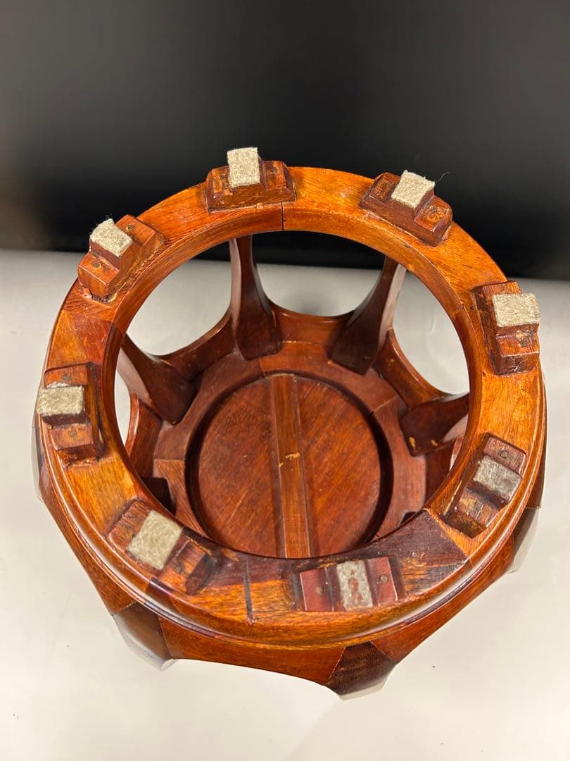 中国花梨￼丸型座卓 螺鈿￼細工付き