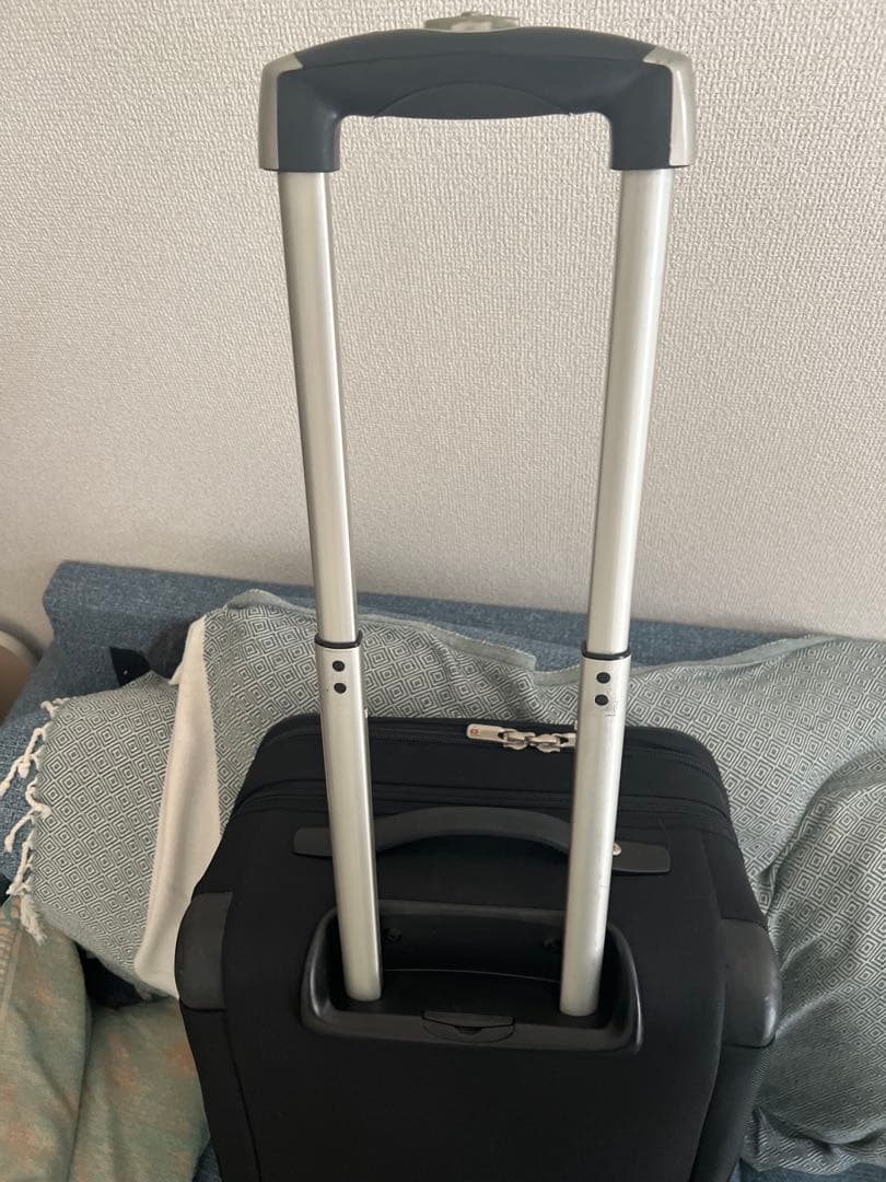 ヴィクトリノックス製スーツケース - 清潔で丁寧に使用された高品質モデル