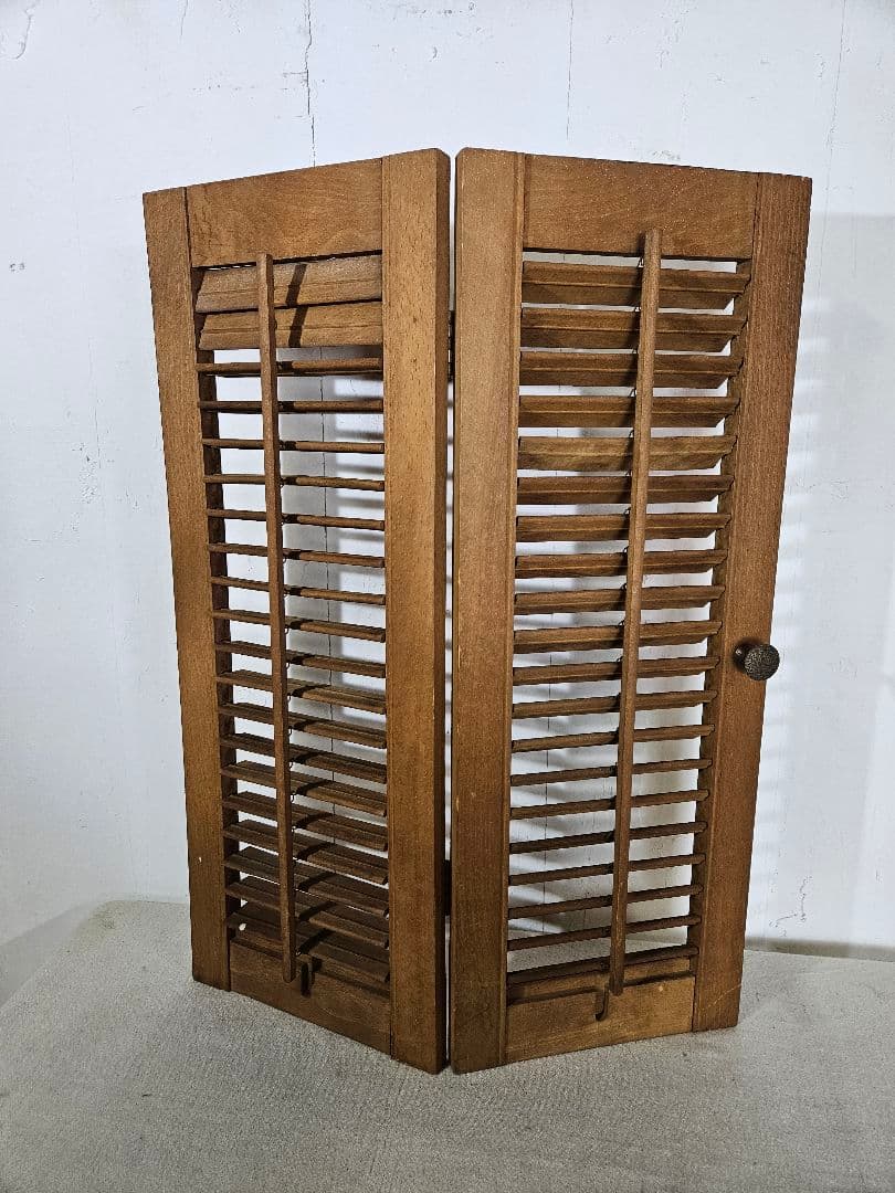 USヴィンテージ 木製の建具 ルーバー ヴォレー ウッドシャッター 窓