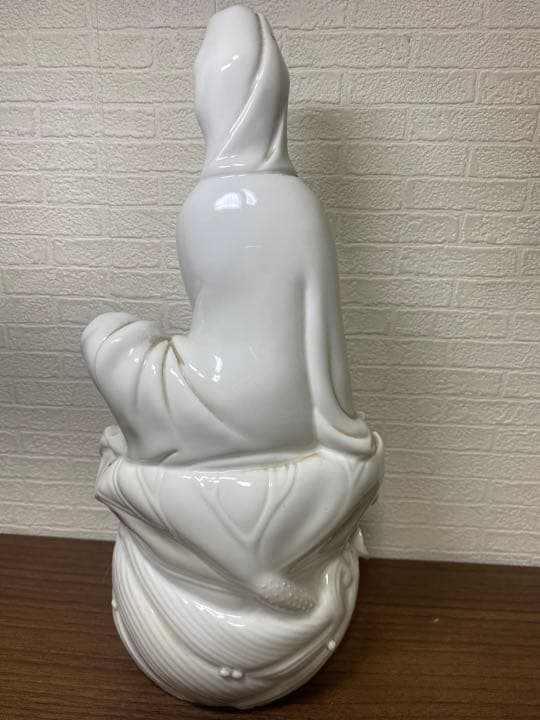 白磁観音