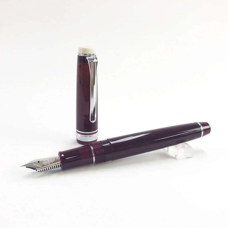 阪急電車オリジナル万年筆 限定 【阪急マルーン】 ペン先はF細字 インク付属で