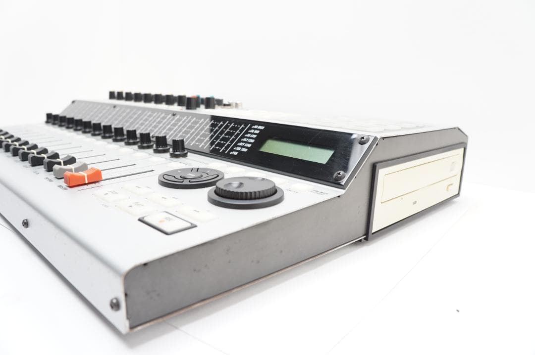 ZOOM MTR HD16 マルチトラックレコーダー