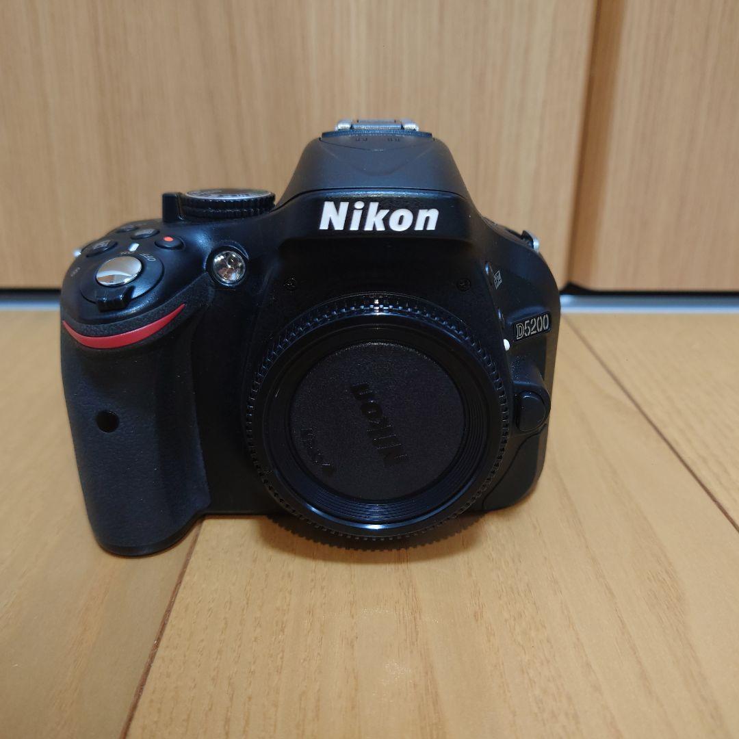 ル*ナ様 【ジャンク品】Nikon D5200 デジタル一眼レフカメラ