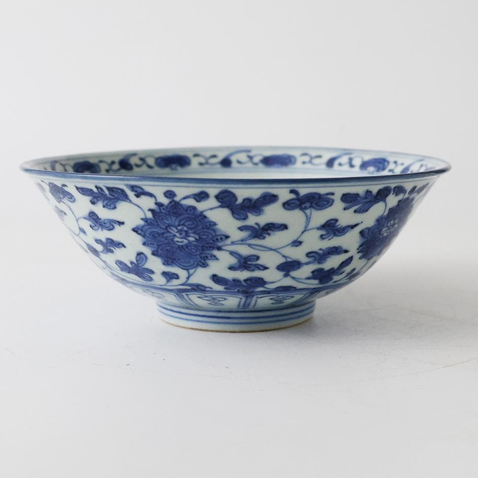 幕末〜明治時代 成化年製 染付（そめつけ）南京写 唐草文 中鉢 古伊万里 有田焼