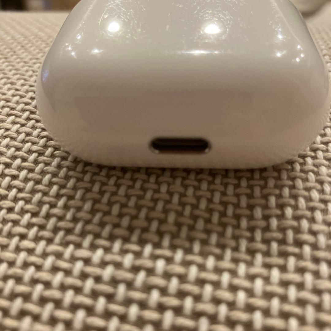 Apple AirPods4本体・充電ケース付き(ノイズキャンセリングなし)