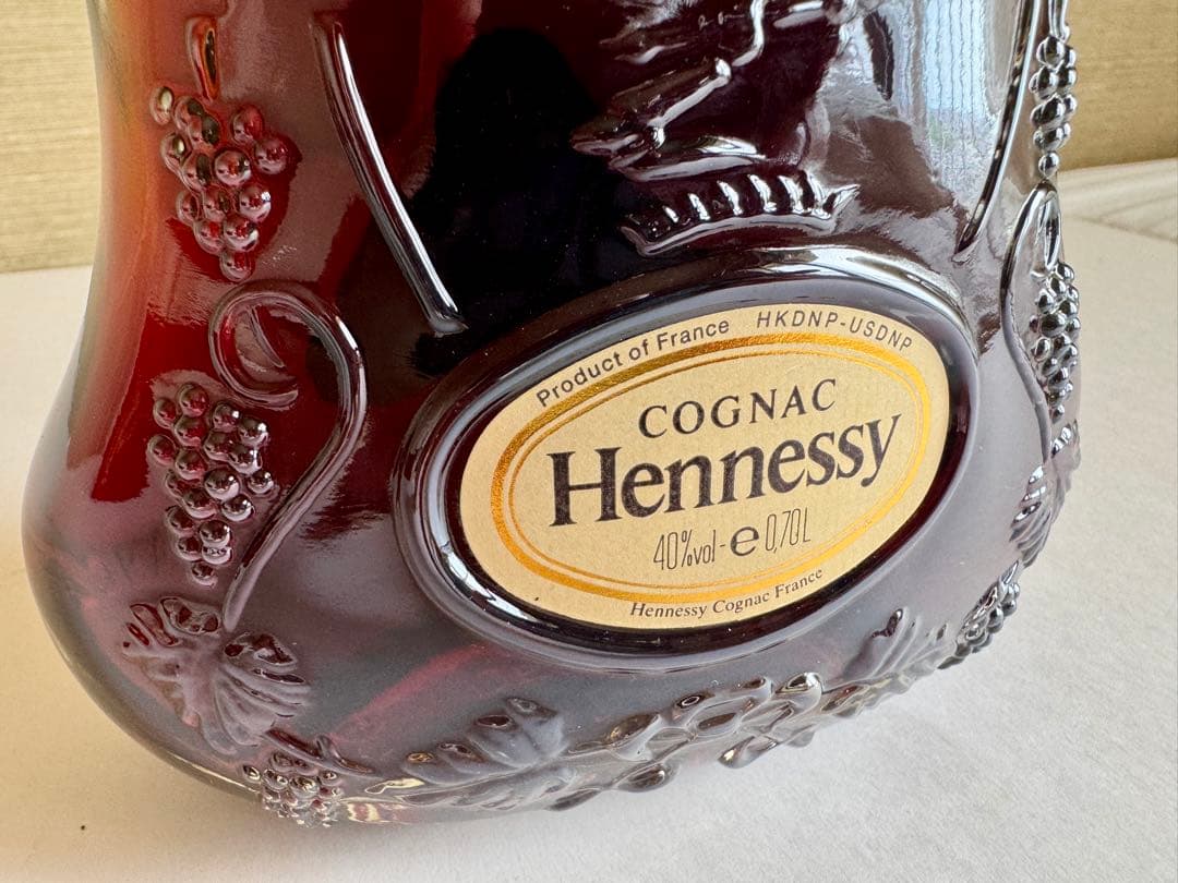 Hennessy XO コニャック 金キャップ箱入り 700ml