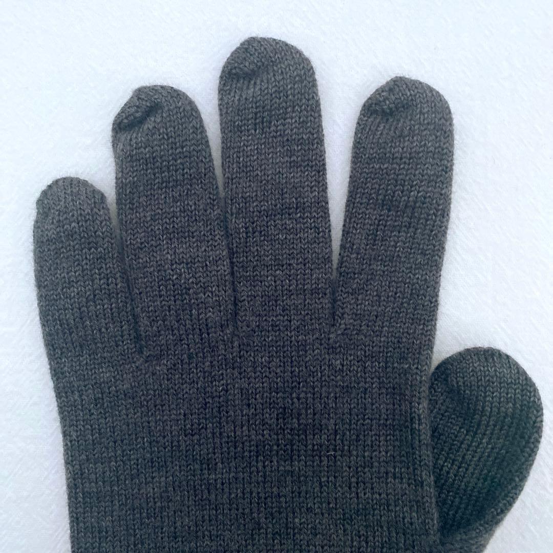 モンクレール　手袋　メンズ　グレー