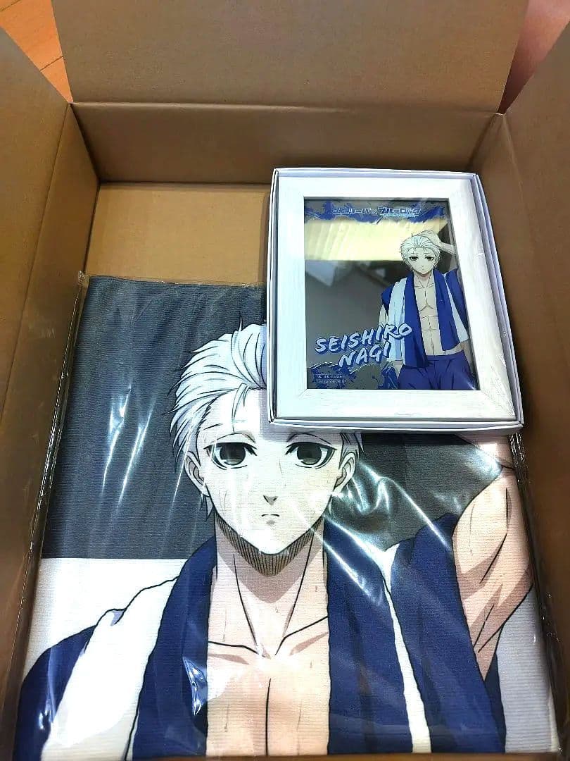「レア非売品当選品」ブルーロック　凪誠士郎　限定デザインパブミラー＆タオルセット