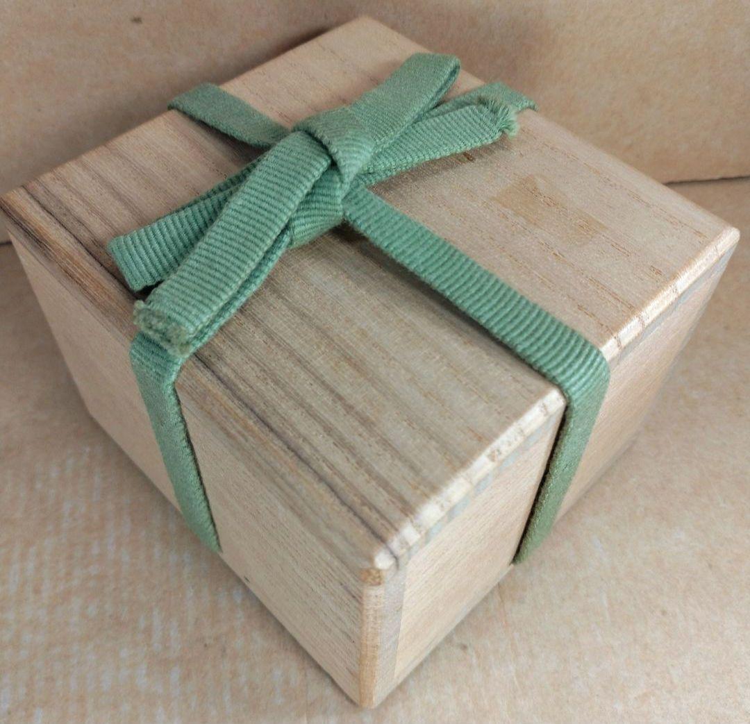 【本物保証】金城次郎 水滴(魚紋水滴）共箱 栞 人間国宝 壷屋焼 壺屋焼 美品