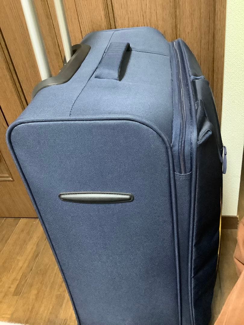 Samsonite サムソナイトソフトスーツケースキャリーバッグ4～7泊 66L