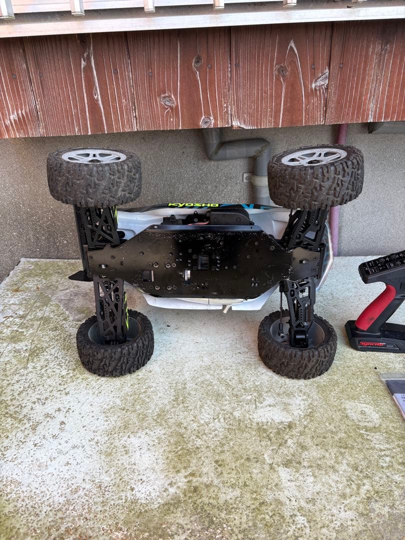 Kyosho NEO ST 30 1/8サイズ　エンジン　ラジコン