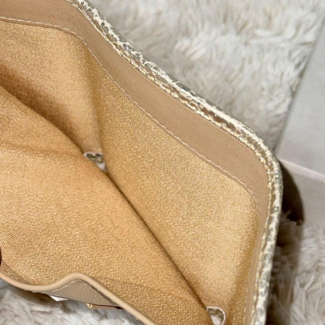 ⭐️新品未使用⭐️　ジミーチュウ　NEMO　スタースタッズ　三つ折り財布　ゴールド