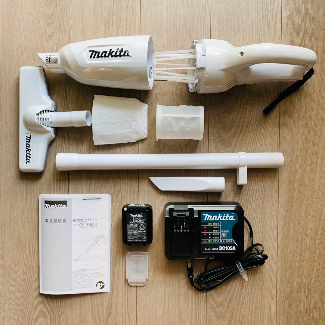 マキタ　充電式クリーナー　紙パックレス式 /コードレス　バッテリー及び充電器付き