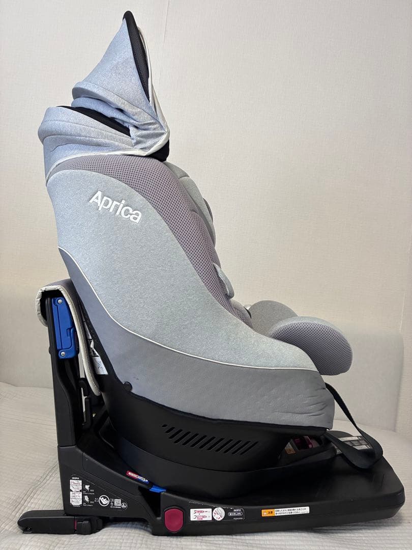 Aprica 車用チャイルドシート グレー