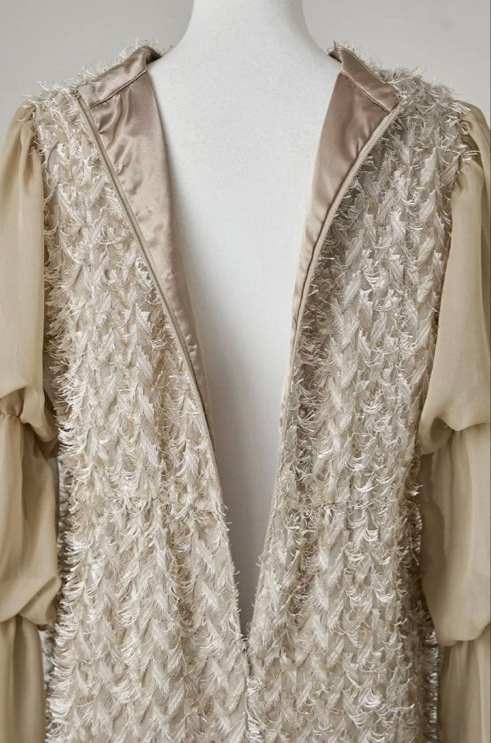 【美品未使用】niana デザインスリーブシャギードレス 結婚式