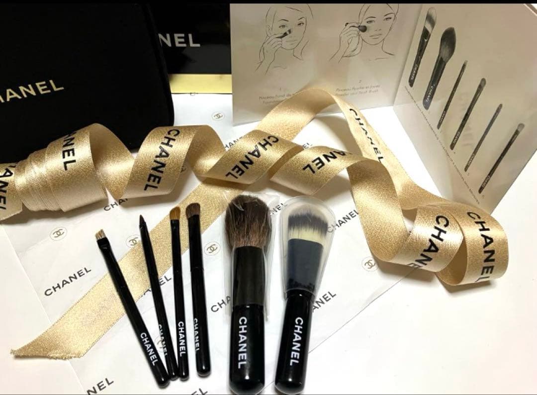 新品 CHANEL レ ミニ ドゥ シャネル ミニブラシセット 化粧ポーチ 黒