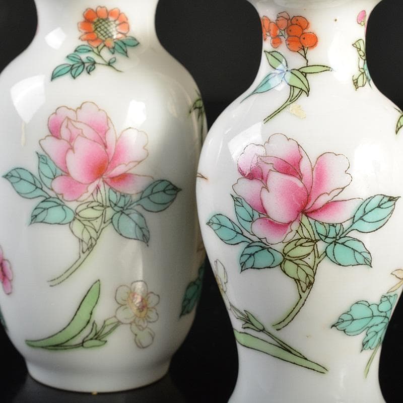 中国　中国景徳鎮款　粉彩　花文　小瓶　2点まとめて　V　R6685