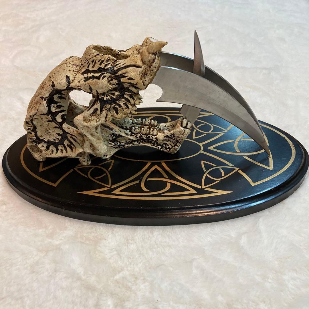 サーベルタイガー頭骨 ナイフ カランビット風 スカル オブジェ