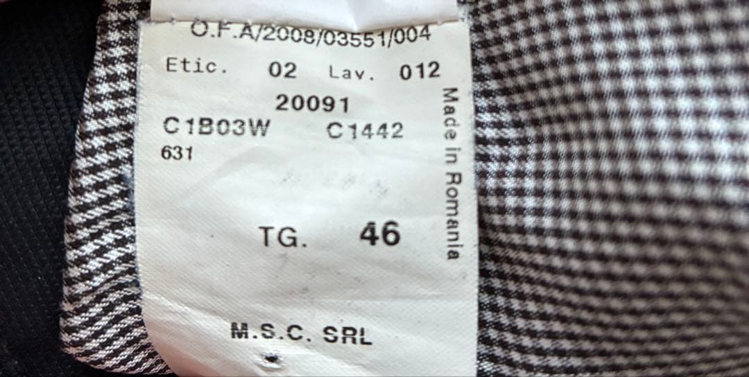 EMPORIO ARMANI ブラック シングルライダースジャケット