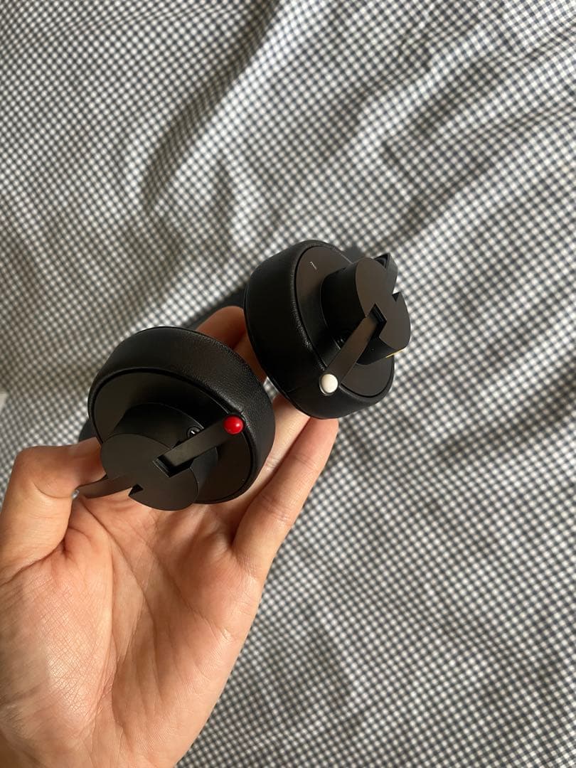 Teenage engineering M1ヘッドフォン