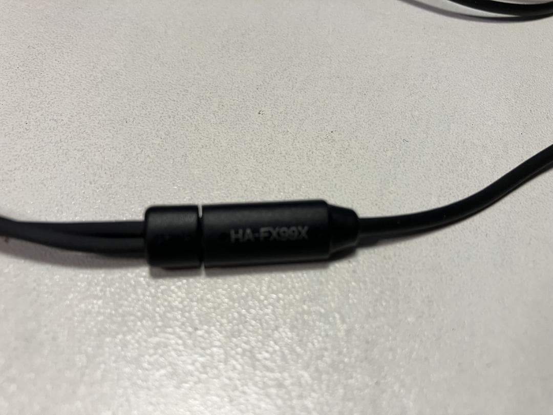 JVC FX99X-B 重低音 有線イヤホン 送料込み！