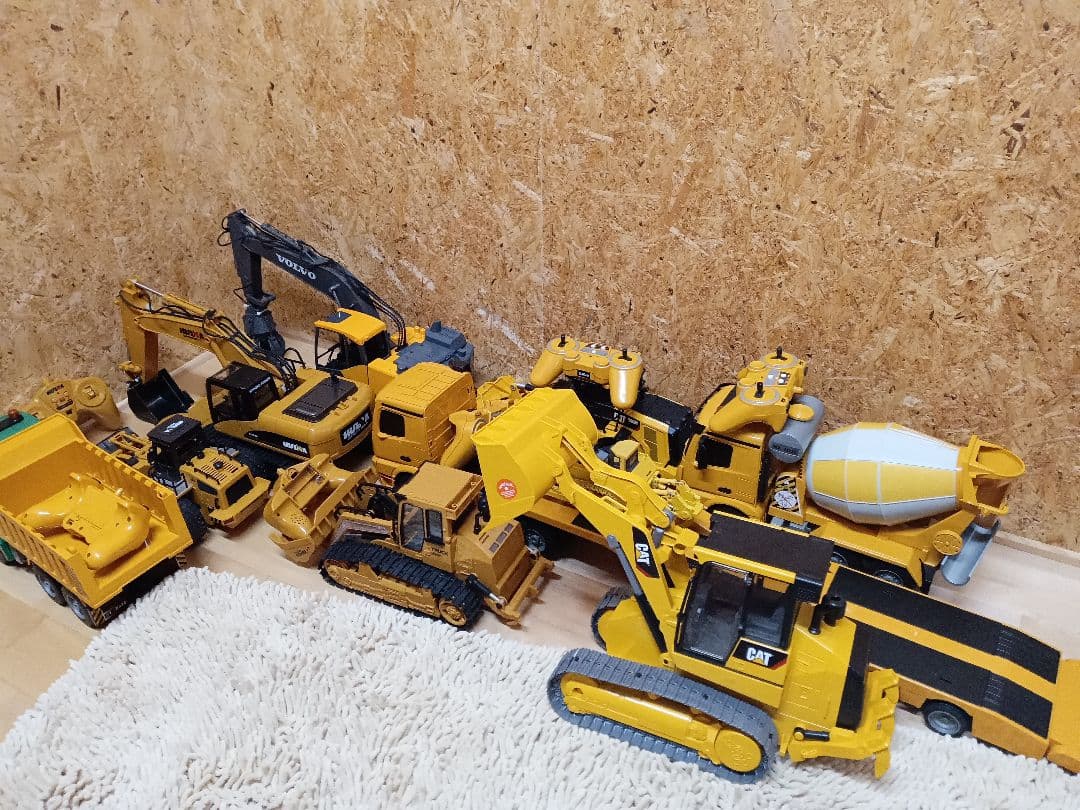 建設作業車　ラジコン