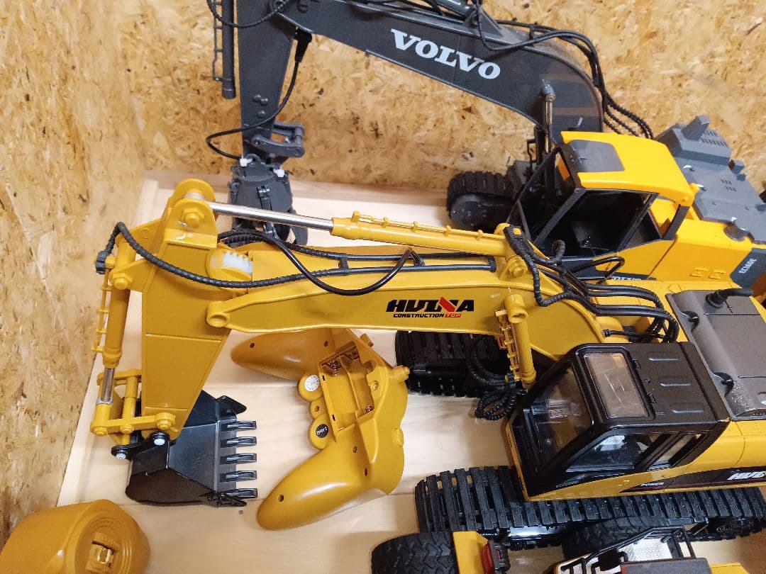 建設作業車　ラジコン