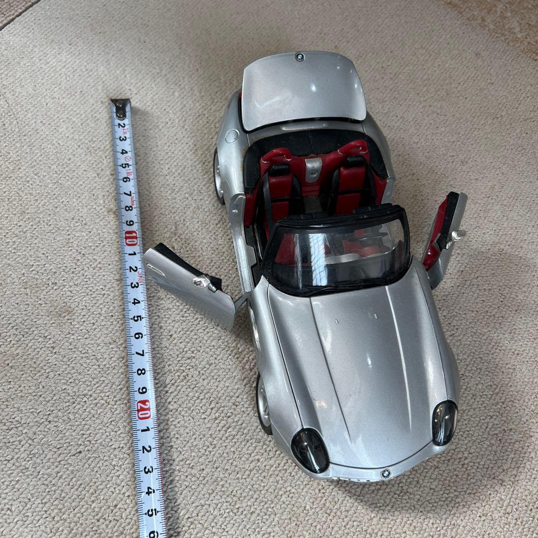 BMW Z8 ミニカー