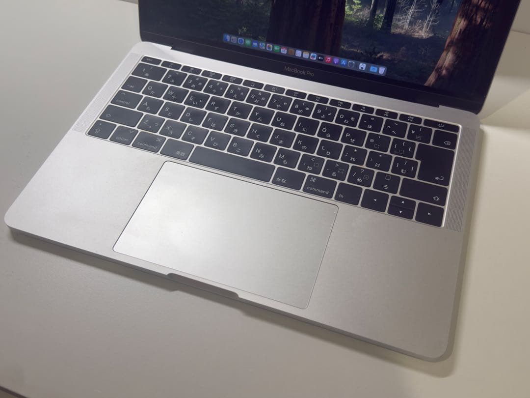 【美品】MacBook Pro 13\" A1708 シルバー　バッテリー交換済