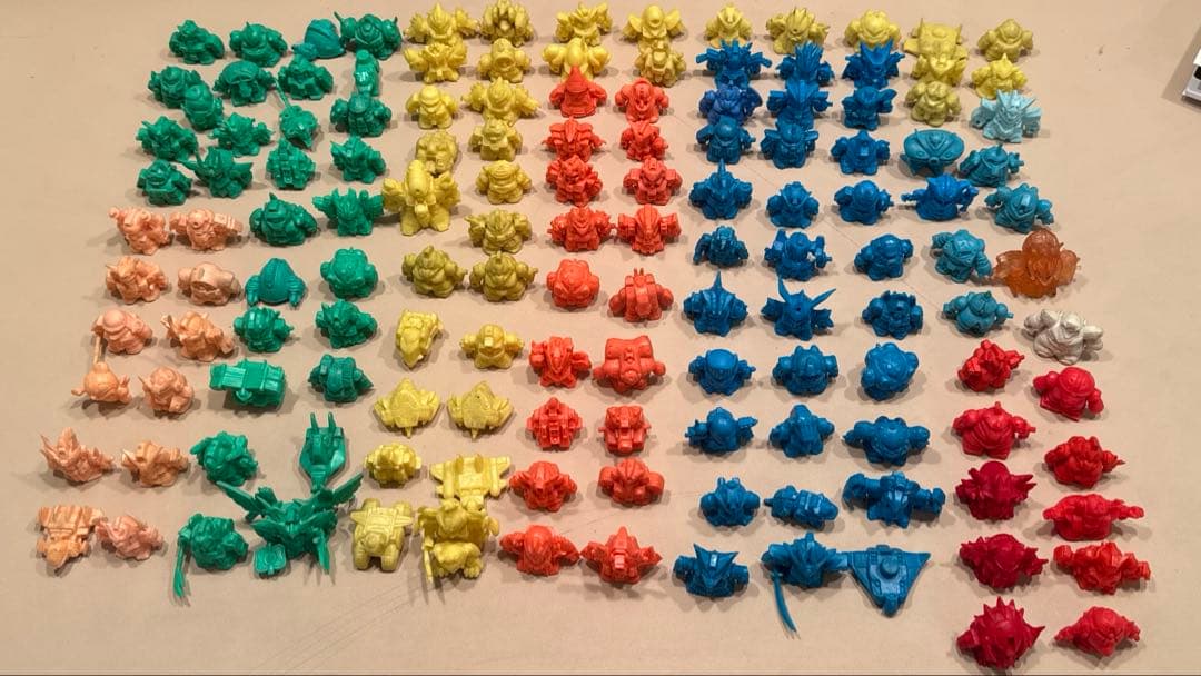 【当時物】ガン消し　まとめセット約140体 と　不揃いパーツたくさん