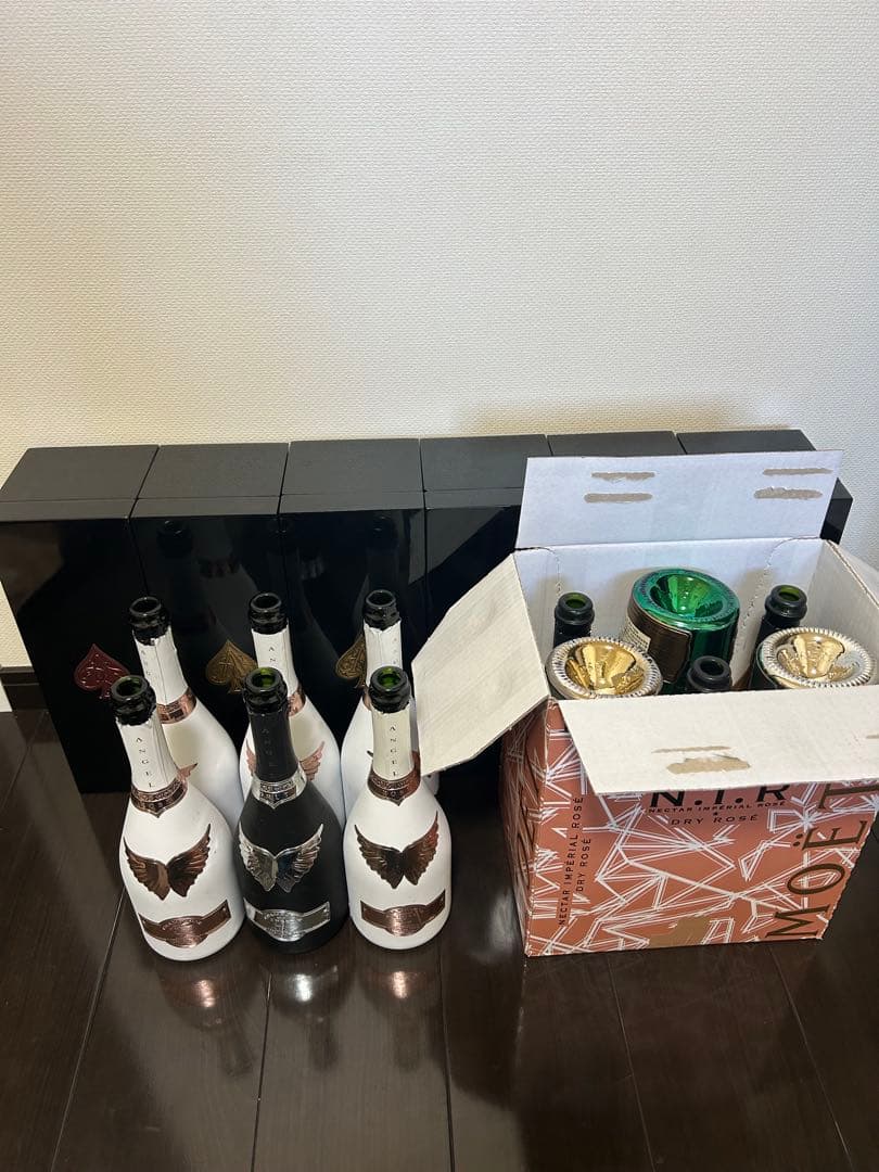 アルマンド　エンジェルシャンパン　空瓶詰め合わせ