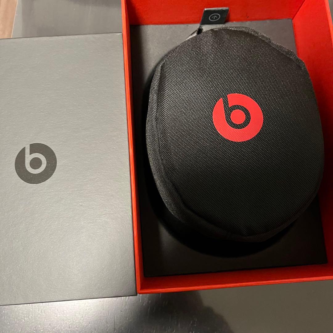 Beats Solo3グロスブラック