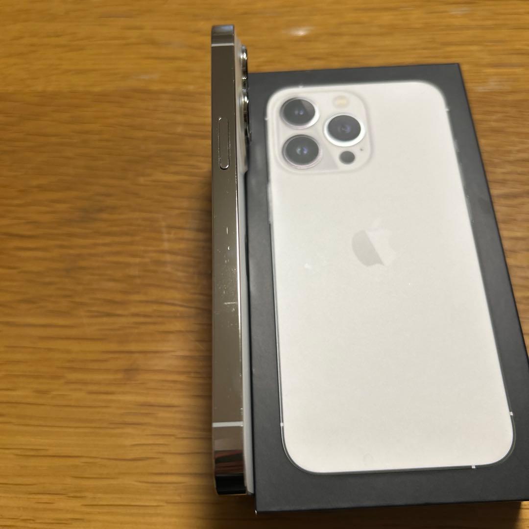 iPhone13pro 本体 256GB SIMフリー シルバー