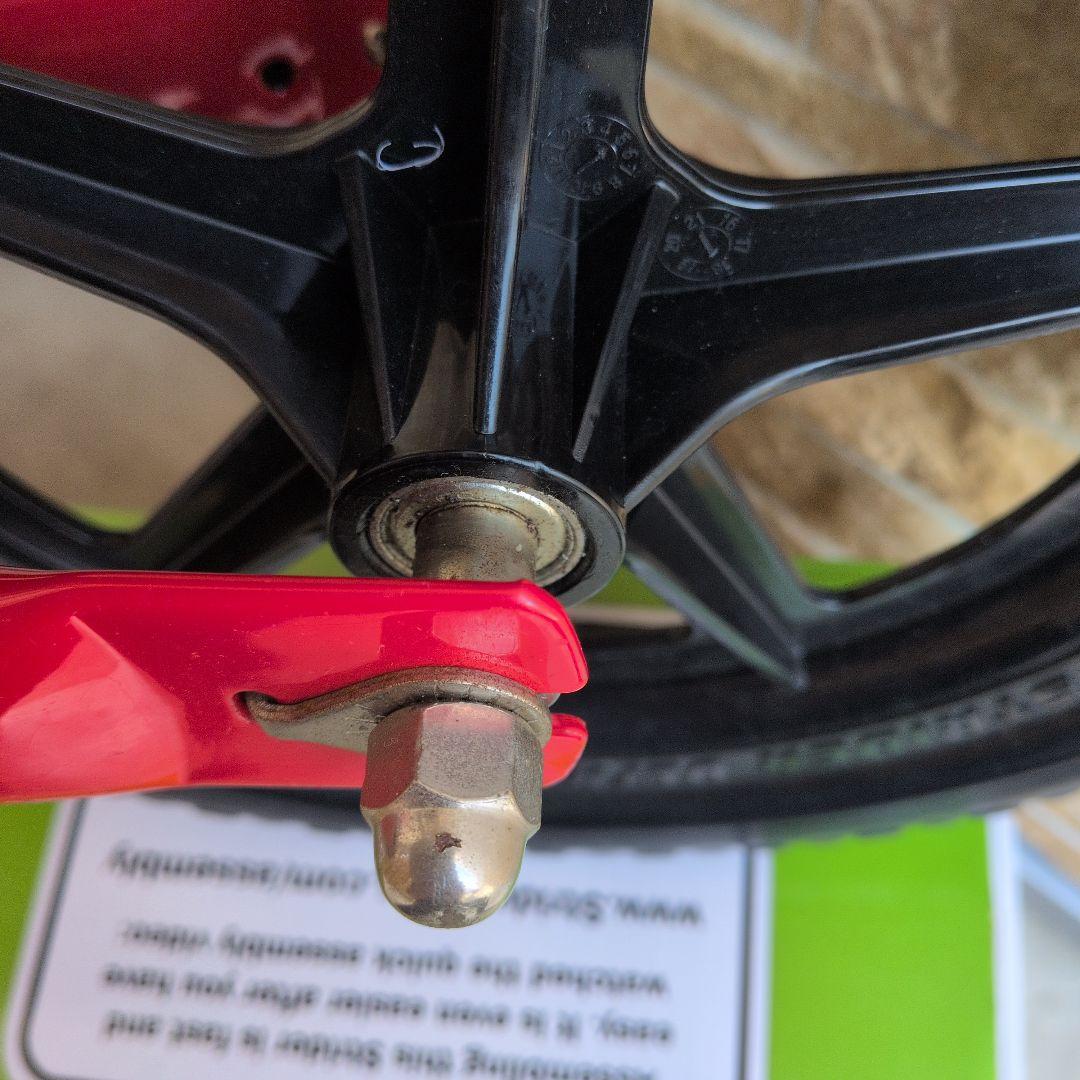 【プロテクター3点セット付】STRIDER ストライダー 12 Sport 赤