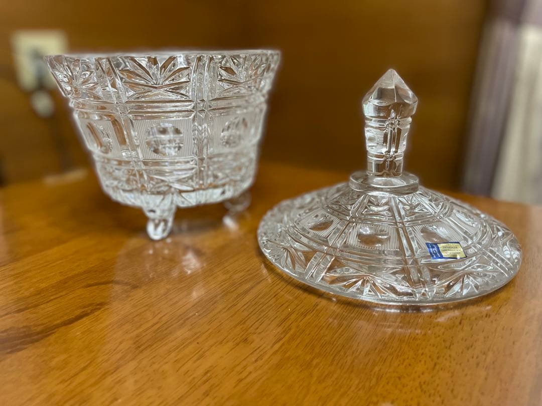 クリスタルカットガラス　キャニスター　脚付き　西ドイツ製　たのめる便利用