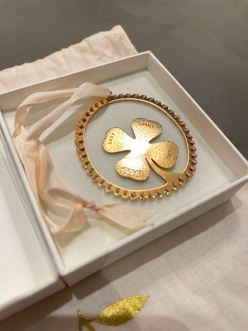 Bonpoint x tillee 四つ葉クローバー オーナメント ブックマーク