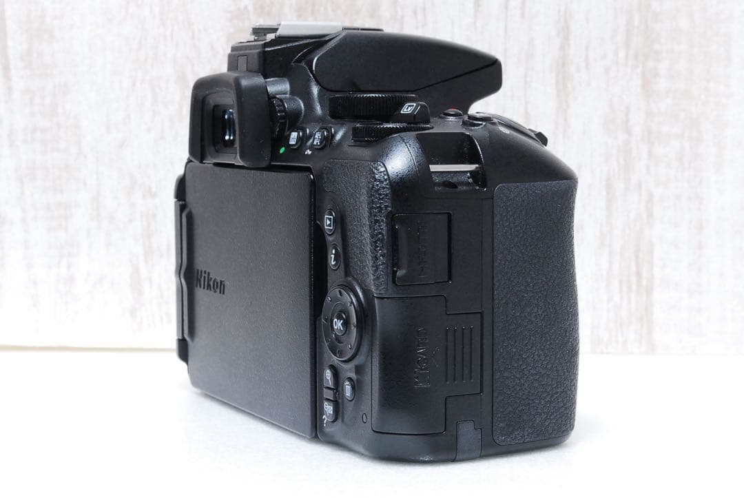 ❤️美品❤️取扱説明書付❤️Wi-Fi搭載機❤️ダブルレンズ❤️ Nikon D5500
