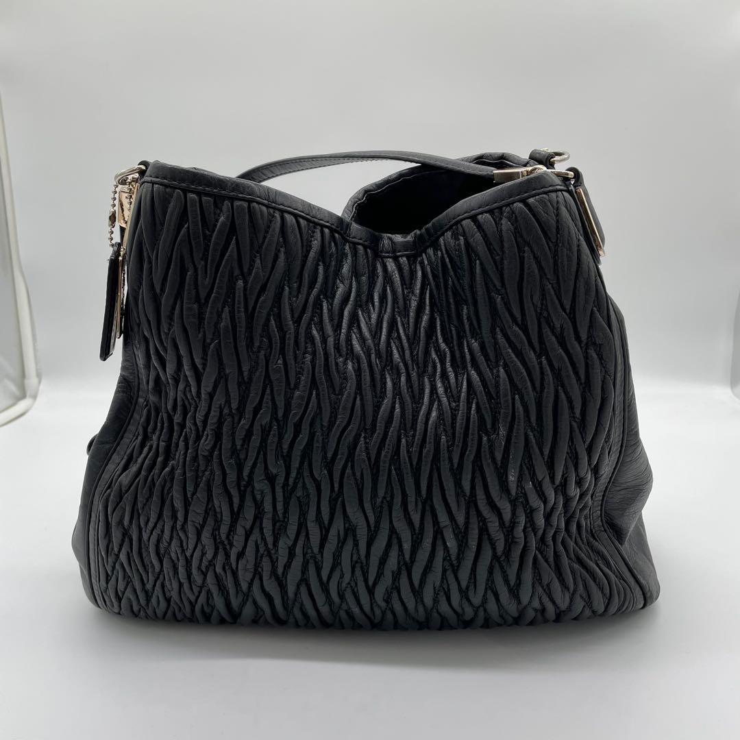 【極美品】コーチ　マディソン　ショルダーバッグ　キルティング　レザー　黒　A4可