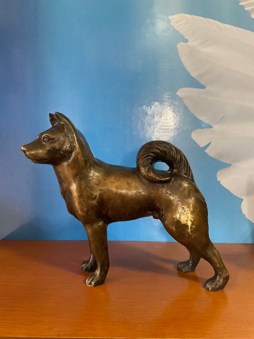 犬の置物　美術工芸品　　置物　　いぬ　インテリア コレクション　金属製
