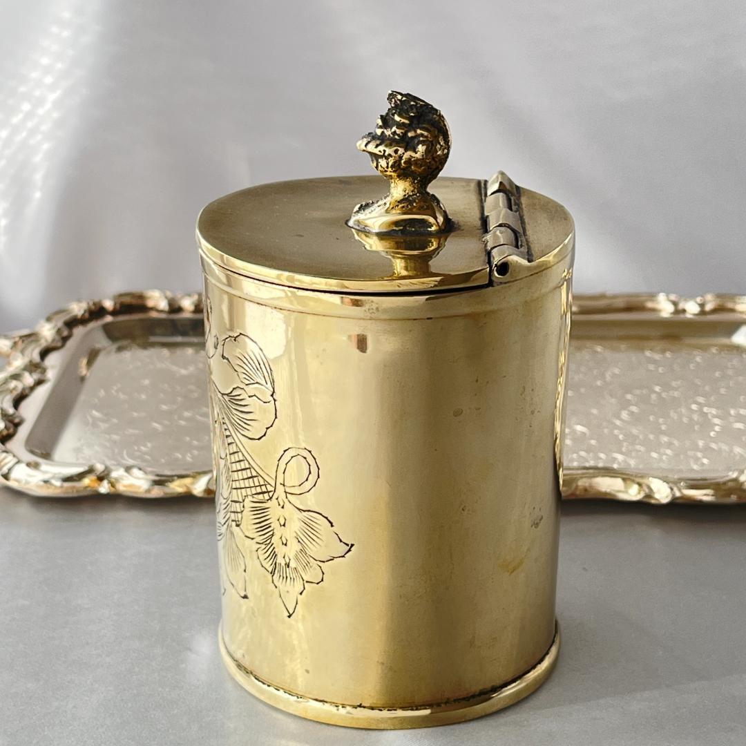 【英国】騎士のティーキャディー【シルバープレート】ゴールド