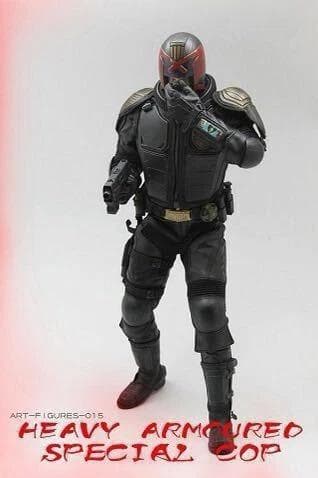 ジャッジ・ドレッド カール・アーバン 1/6 フィギュア