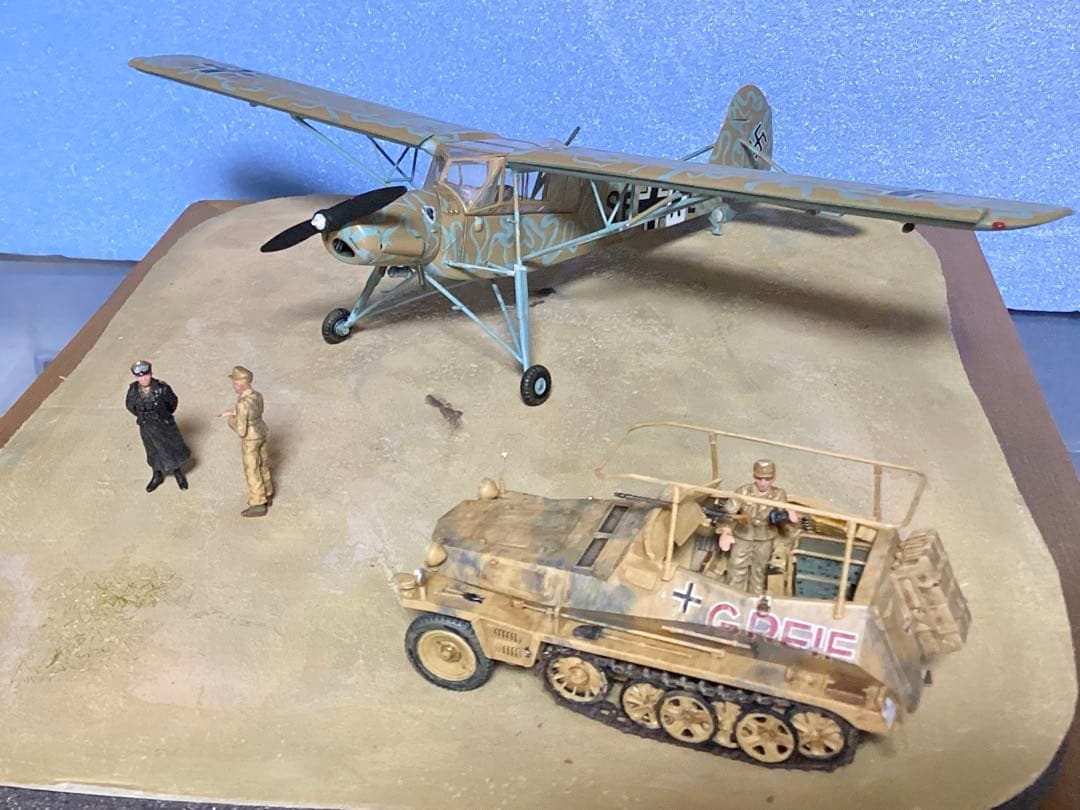 1/48グライフとシュトルヒ完成品