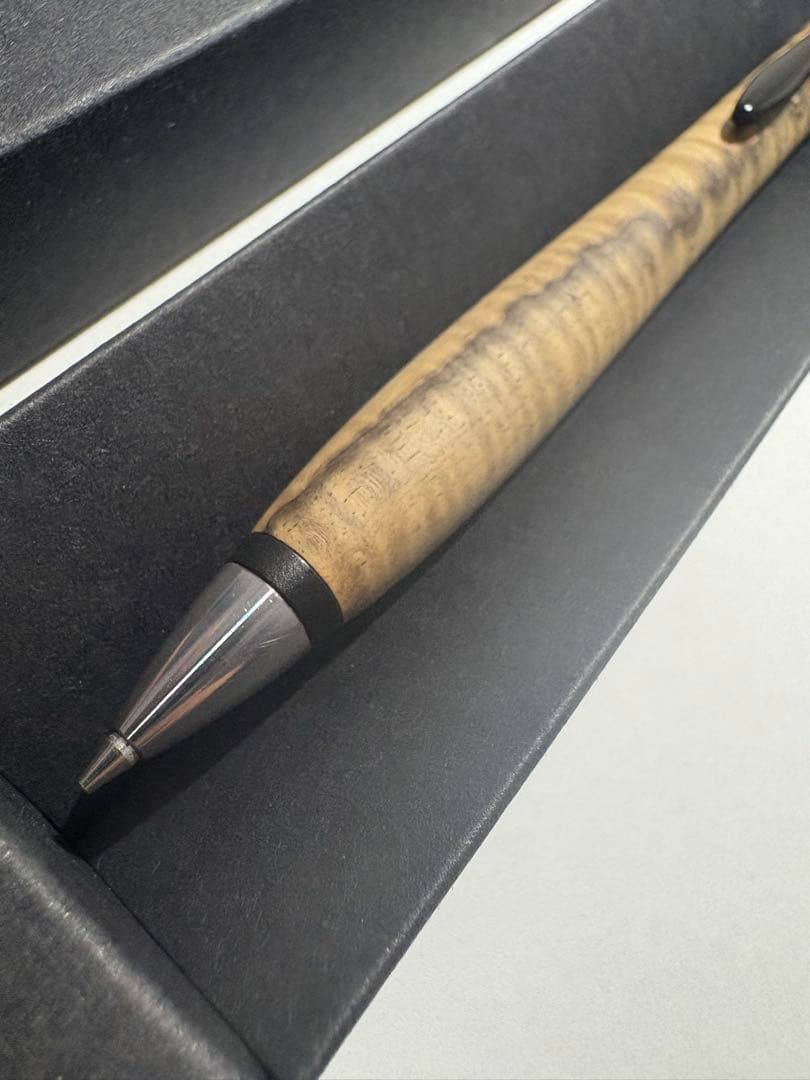 いぇい　ウッドペンクラフト黒柿縮杢 他の方はご購入出来ません　木曜日まで