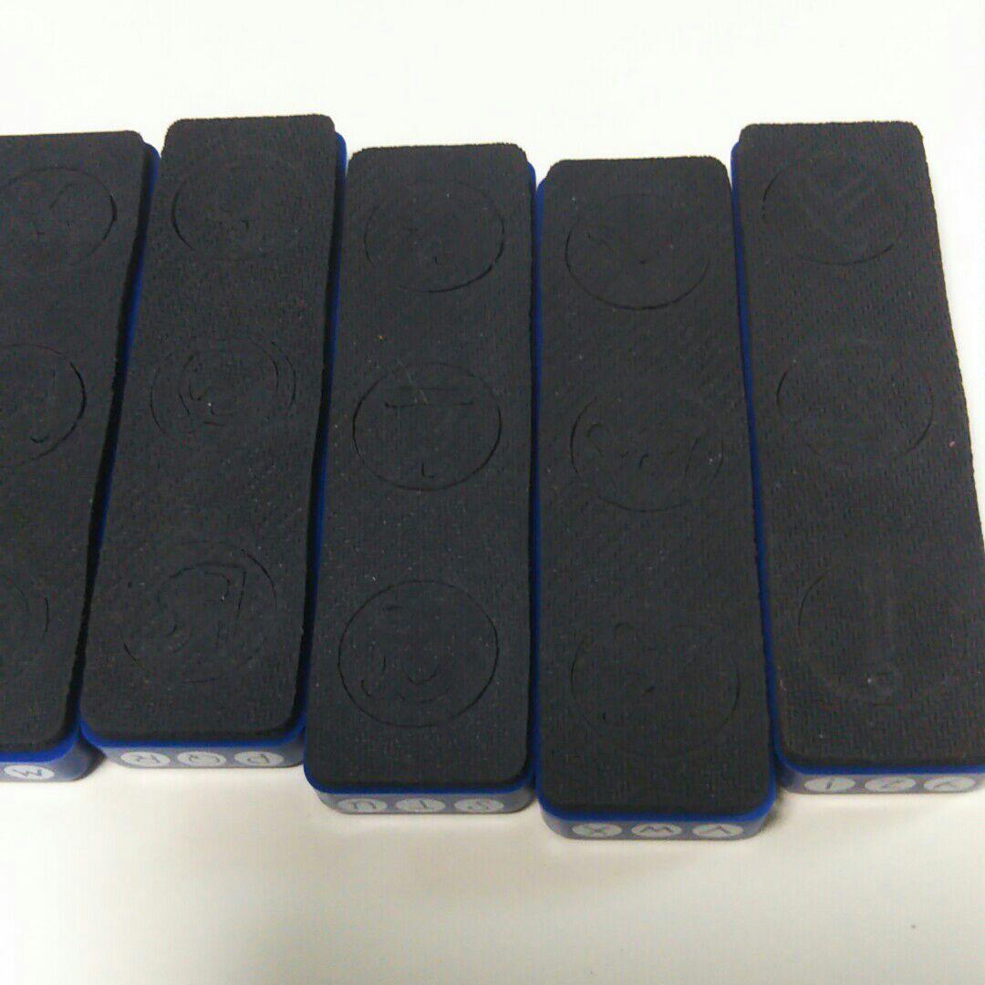 シジックス アルファベット ダイ タグ doodle dots 大文字