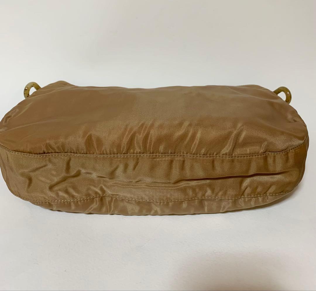 プラダ　チェーンショルダーバッグ　ハンドバッグ